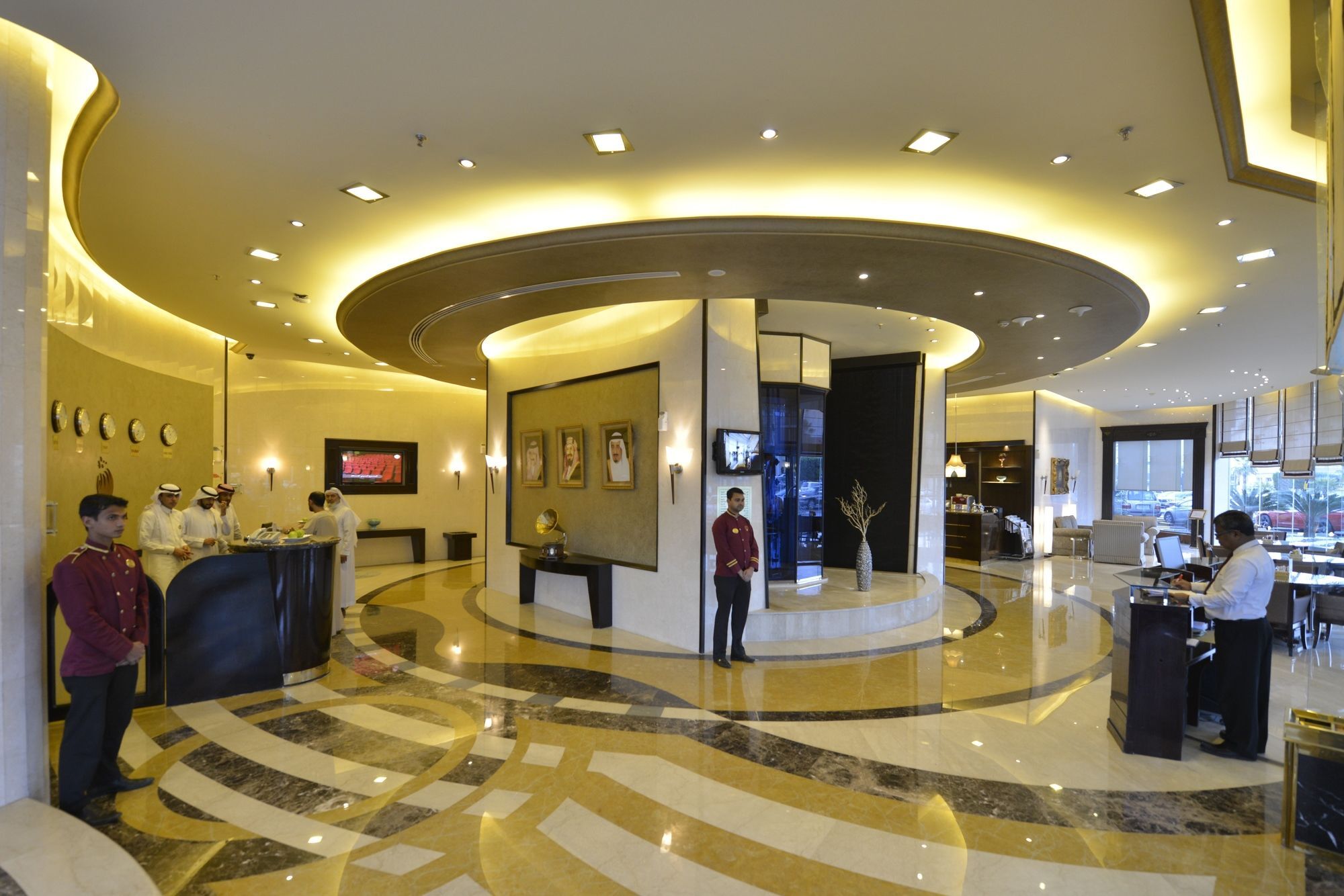 Awaliv International Hotel Ет-Таїф Екстер'єр фото Lobby